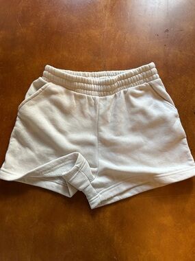 Women's Cream Athletic Elastic-Waist Shorts